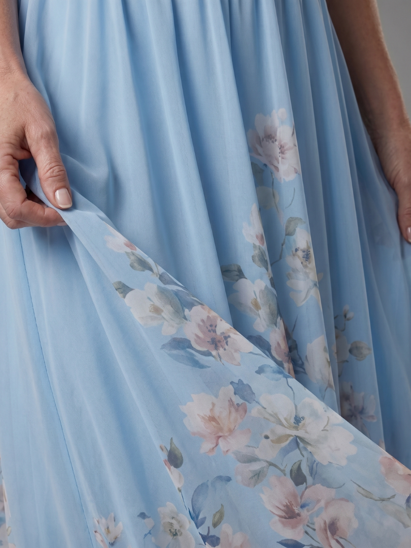 Abito Nerelia Clarissa – Fiori & Eleganza