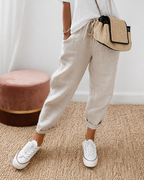 Pantaloni Nerelia Lianne – La Leggerezza che Stavi Cercando